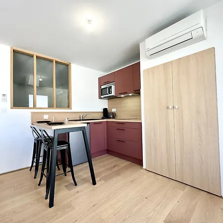 L'Appart'Hotel Climatisation & Parking 11