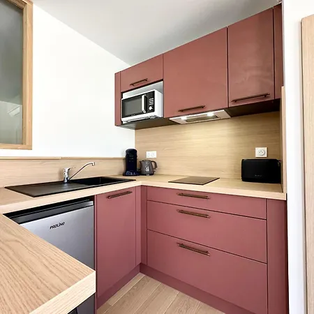 شقة L'Appart'Hotel Climatisation & Parking 11 *